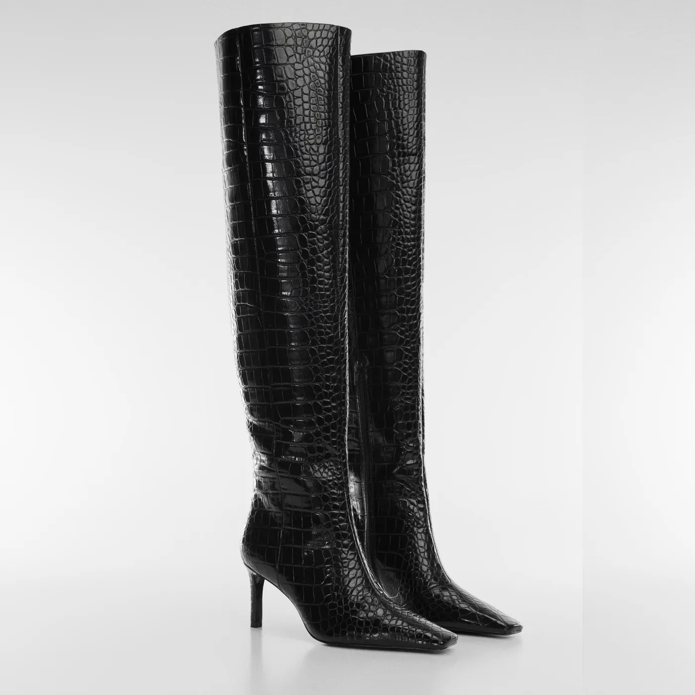 long-shoes-1-1